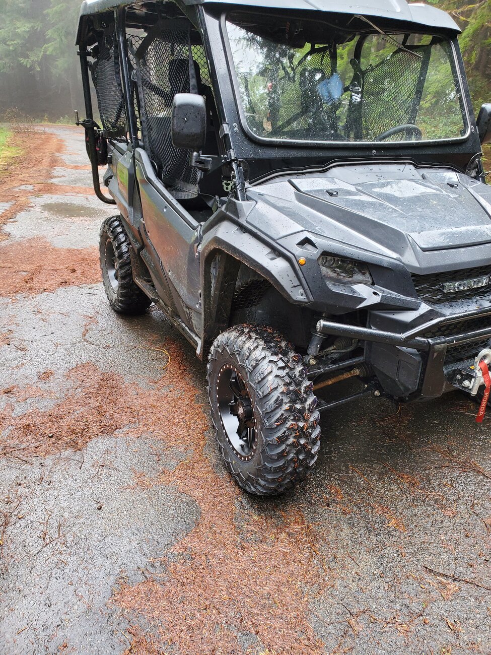 P1000 - Simple Tire Replacement  HONDASXS - The Honda Side by Side Club!