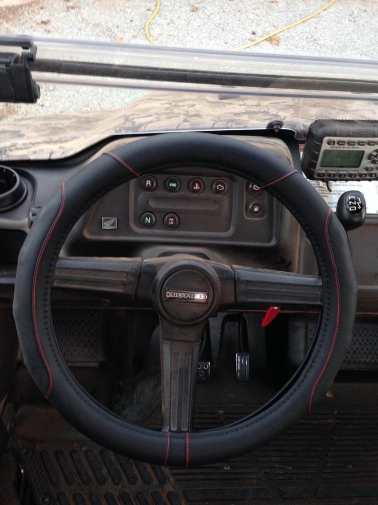 BR steering wheel cover