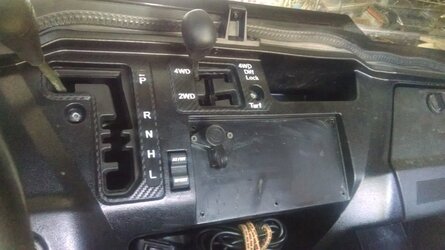 Pioneer pic of dash with winch remote access