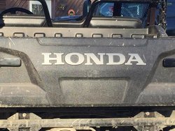 Honda tailgate1