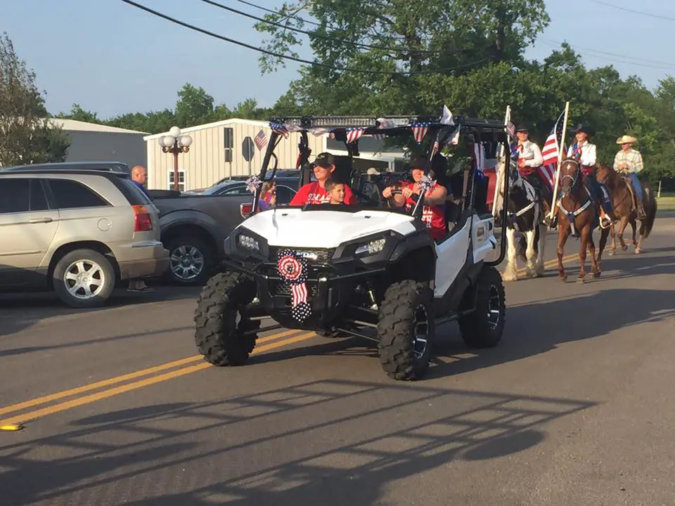 Parade Poineer July4 2016